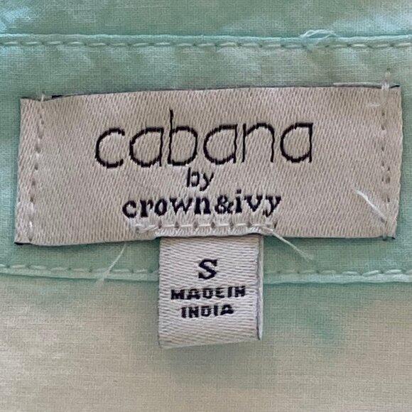 Soft and Breezy Cabana Button Down Shirt in Size S - Picture 3 of 6